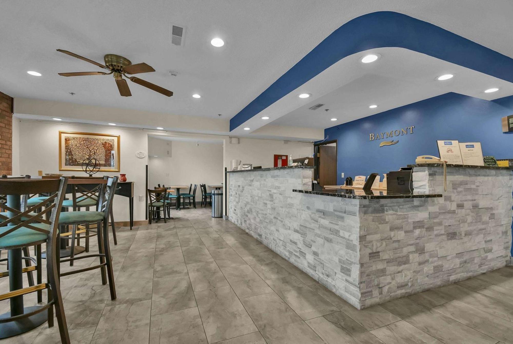 Baymont By Wyndham Zanesville Exterior foto